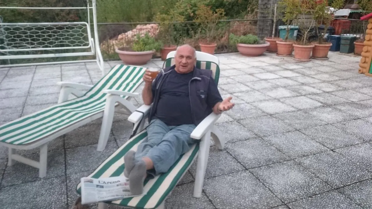 B&B Happy Guest Caprino Veronese Bed & Breakfast