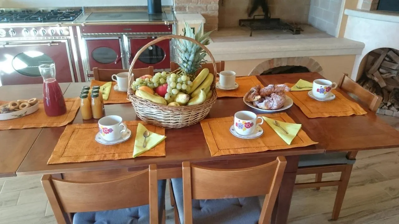 B&B Happy Guest Caprino Veronese Bed & Breakfast
